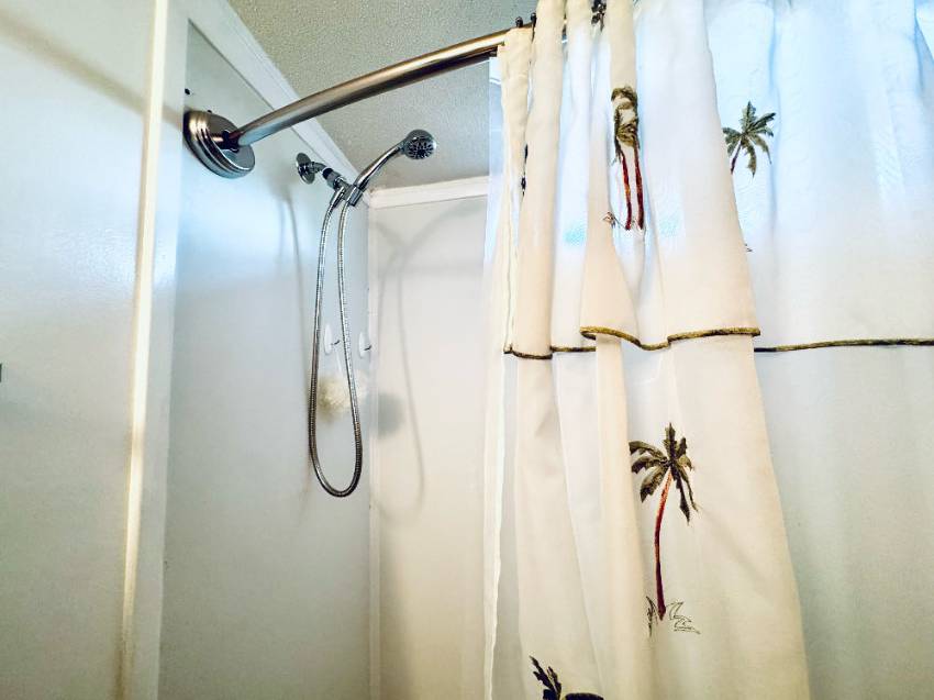 169 Lake Michigan Drive a Mulberry, FL Mobile or Manufactured Home for Sale